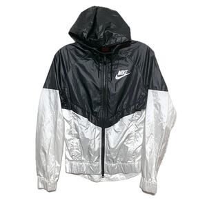 Nike Windbreaker Black White Zip Jacket Hoodie Vented 804947-010 Womens XS